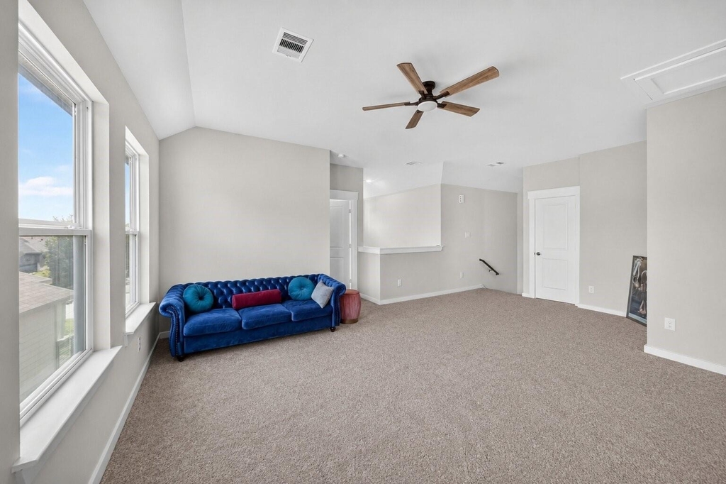 40557 Mostyn Lake Drive - Photo 17