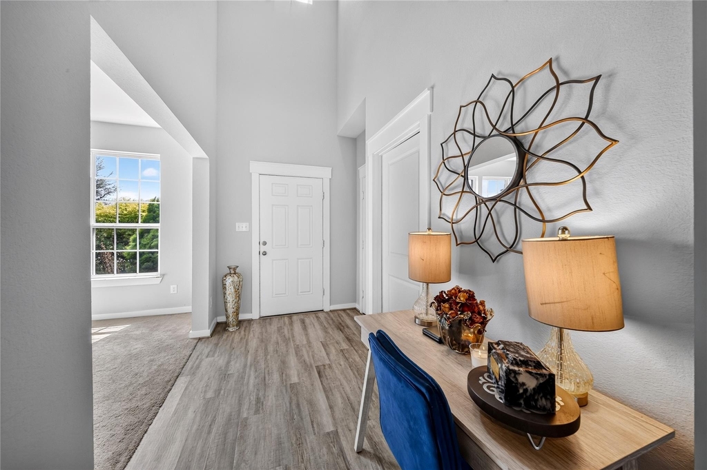 40557 Mostyn Lake Drive - Photo 3