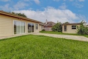 22915 Sebastian Drive - Photo 11