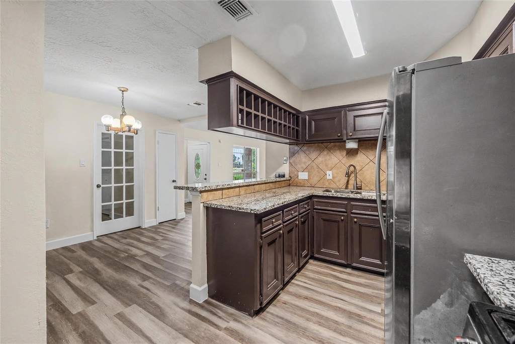 7907 Chancel Drive - Photo 13