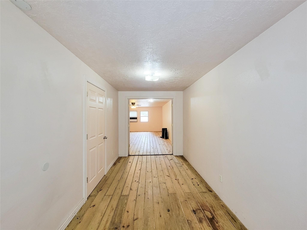 13200 Young - Photo 21