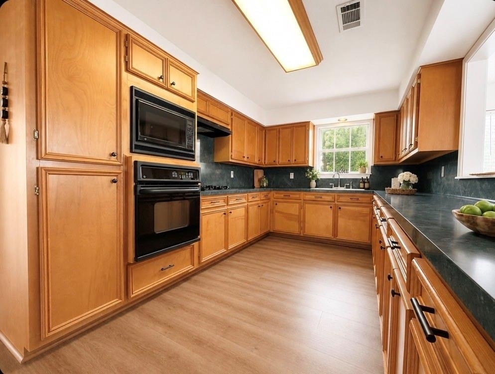 211 Shenandoah Drive - Photo 2