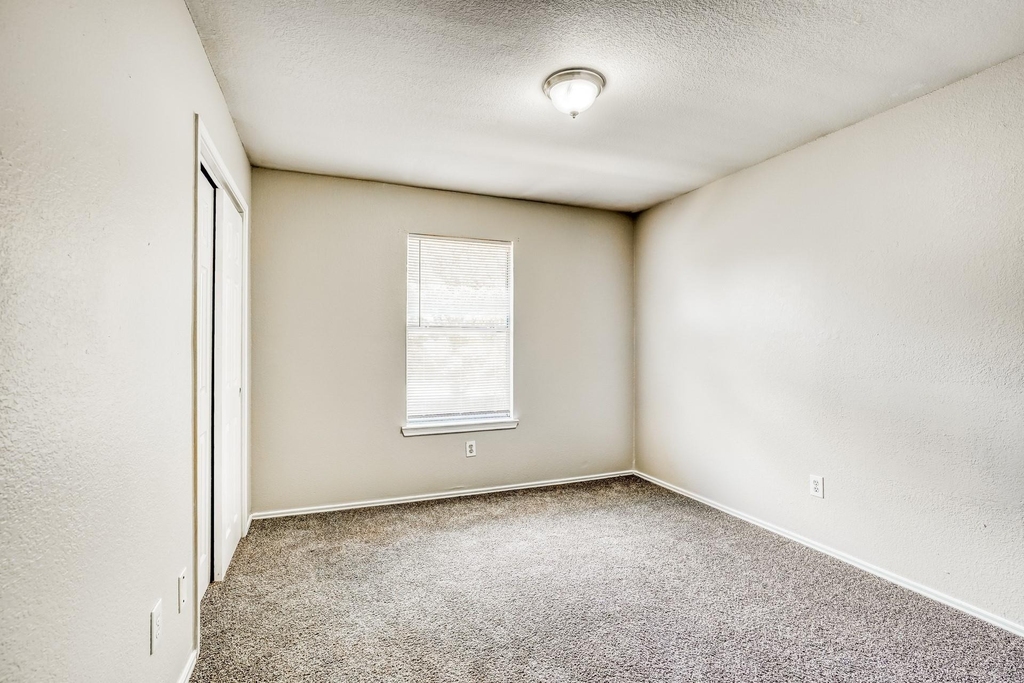 9342 Bowmore Court - Photo 13