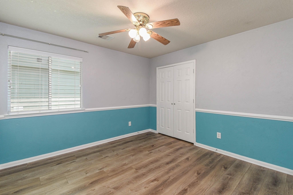 20210 Ribbonwood Point Court - Photo 13