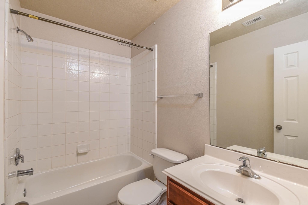 20210 Ribbonwood Point Court - Photo 15