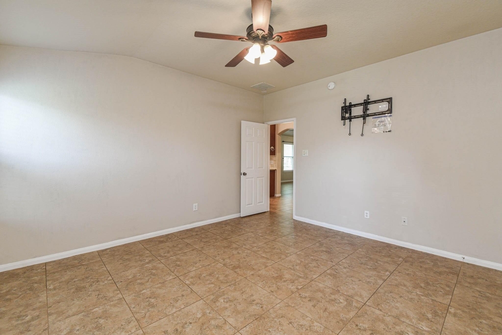 20210 Ribbonwood Point Court - Photo 10