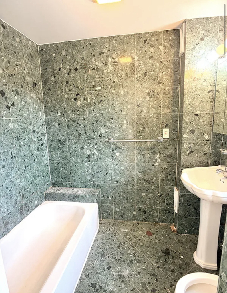 147 East 79th Street - Photo 4