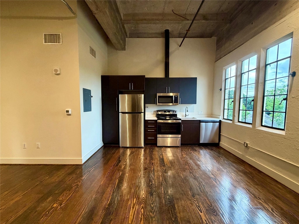4411 Dallas St Street - Photo 0