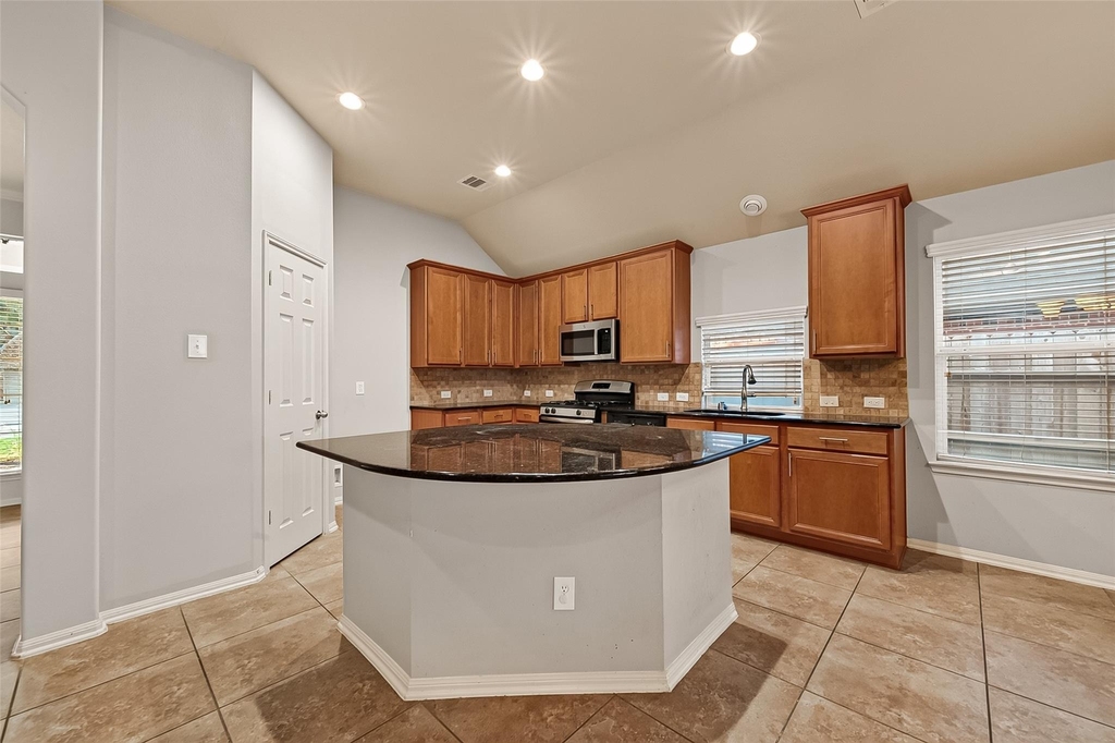 28207 Chalet Park Drive - Photo 12