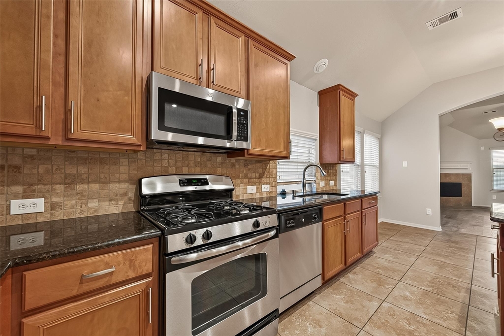 28207 Chalet Park Drive - Photo 13