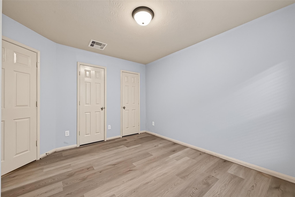 28207 Chalet Park Drive - Photo 31