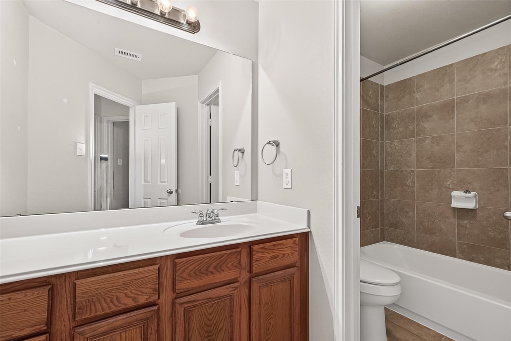 28207 Chalet Park Drive - Photo 28