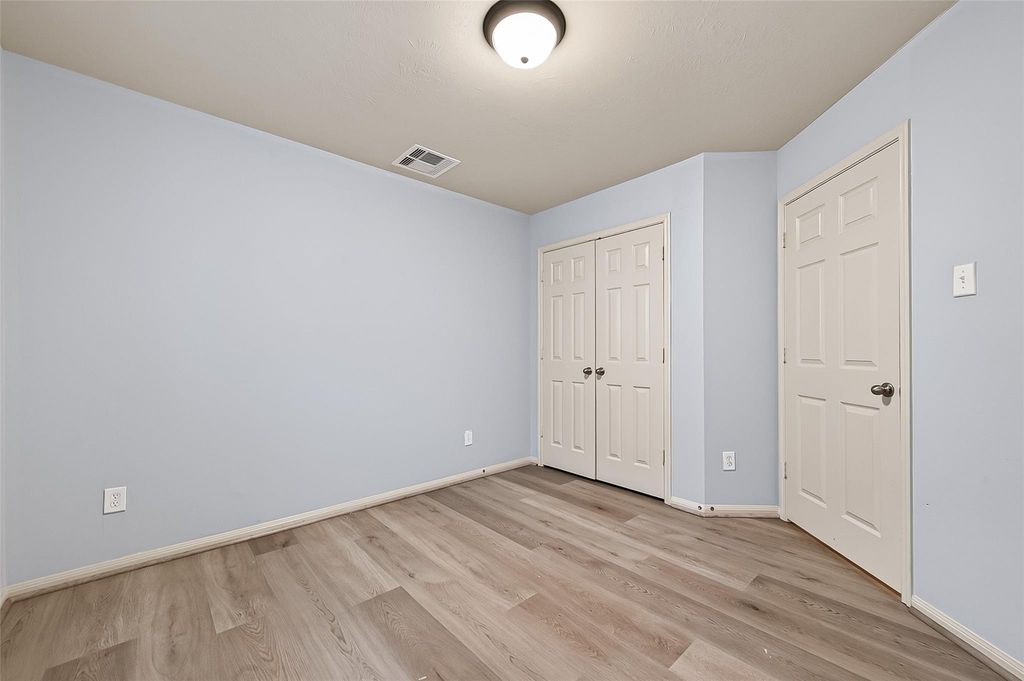 28207 Chalet Park Drive - Photo 27
