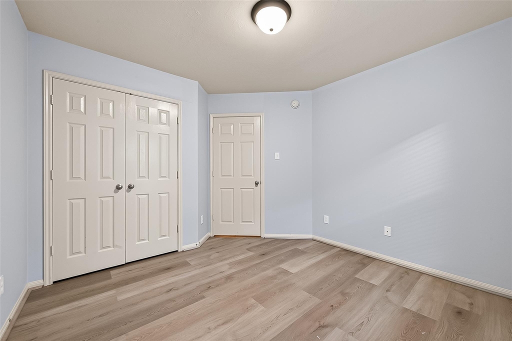 28207 Chalet Park Drive - Photo 29