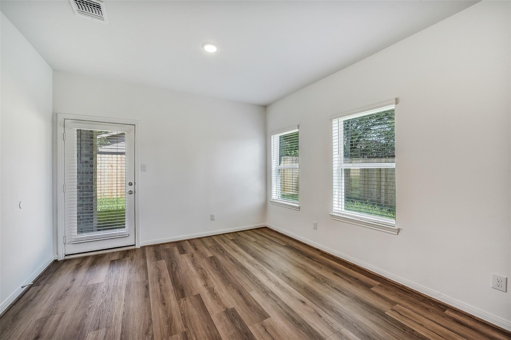 11943 Pondwood Drive - Photo 10