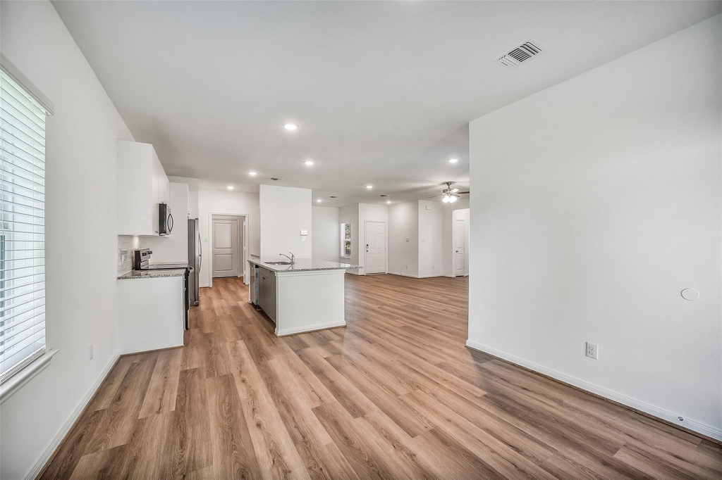 11943 Pondwood Drive - Photo 11