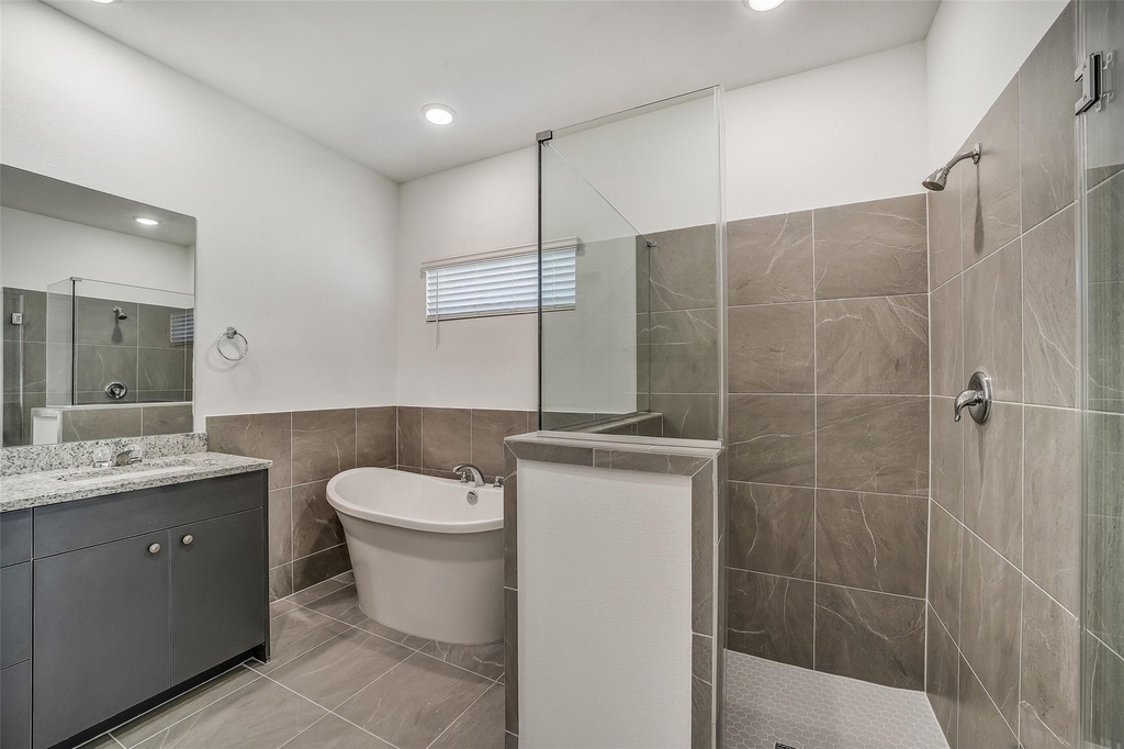 11943 Pondwood Drive - Photo 17