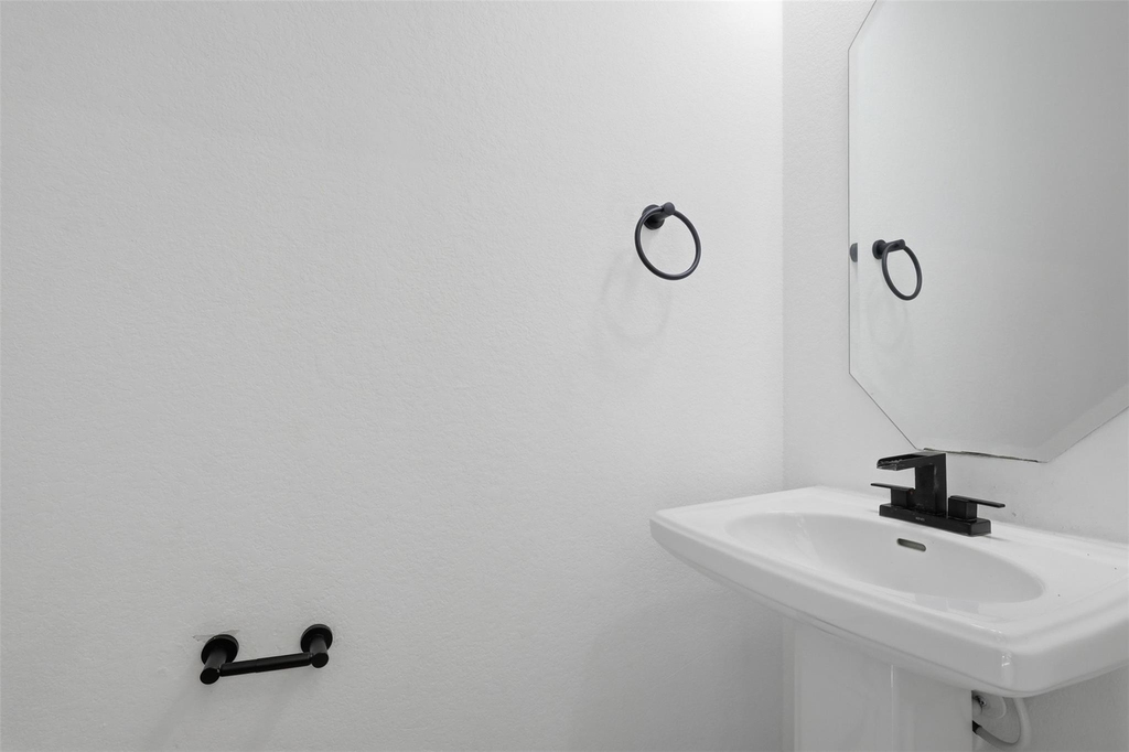 27947 Hendrix Park Drive - Photo 15