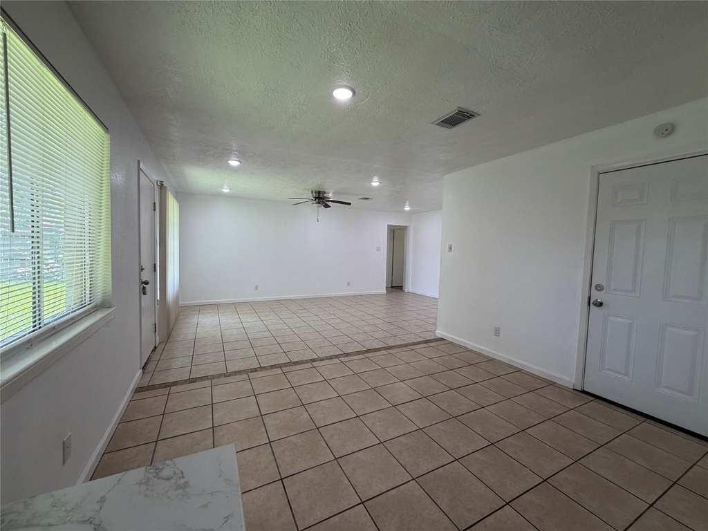9911 Cardinal Street - Photo 8