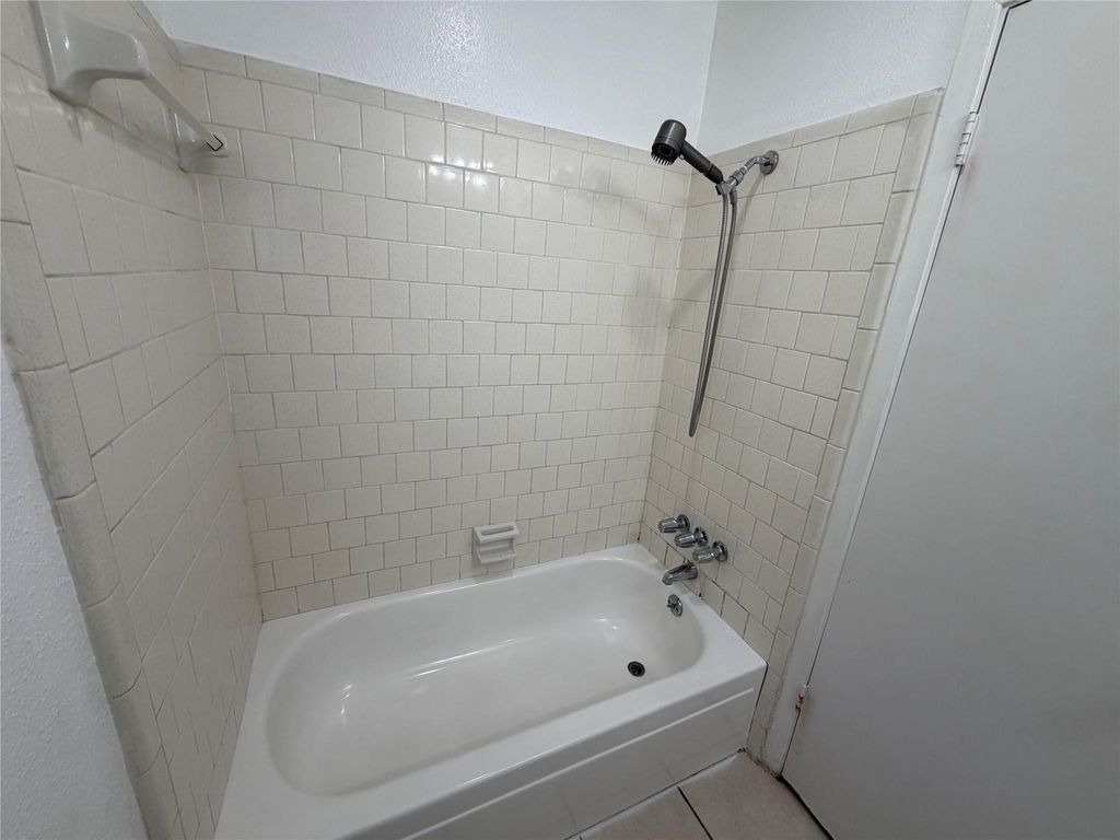 9911 Cardinal Street - Photo 24