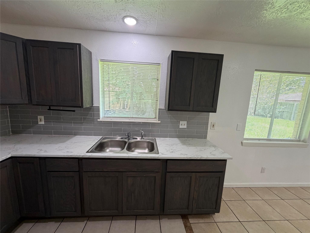 9911 Cardinal Street - Photo 12