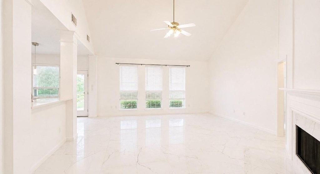 423 Blossomwood Drive - Photo 8