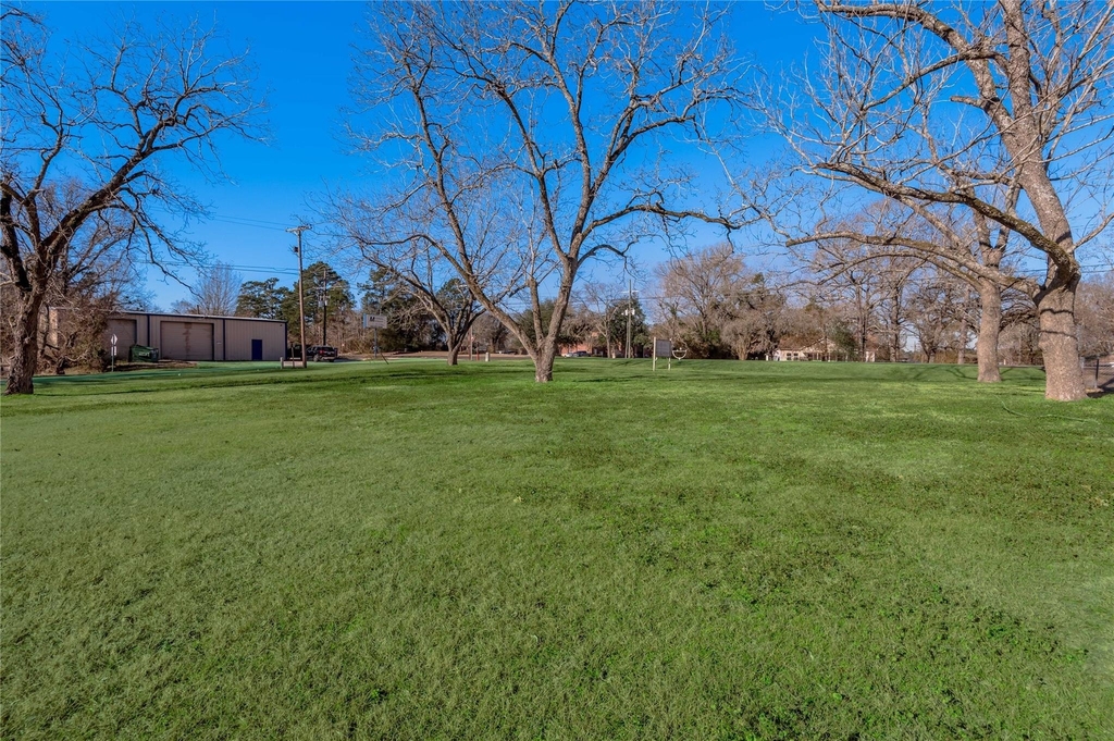 2201 Badger Lane - Photo 3