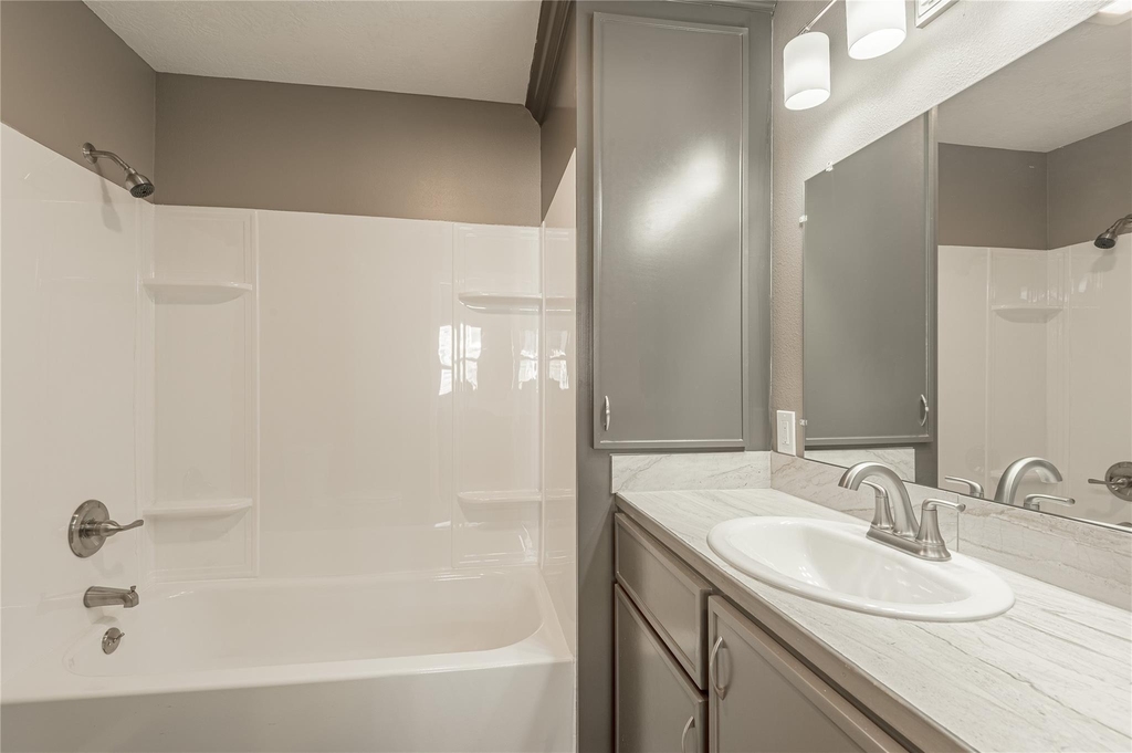 2201 Badger Lane - Photo 14