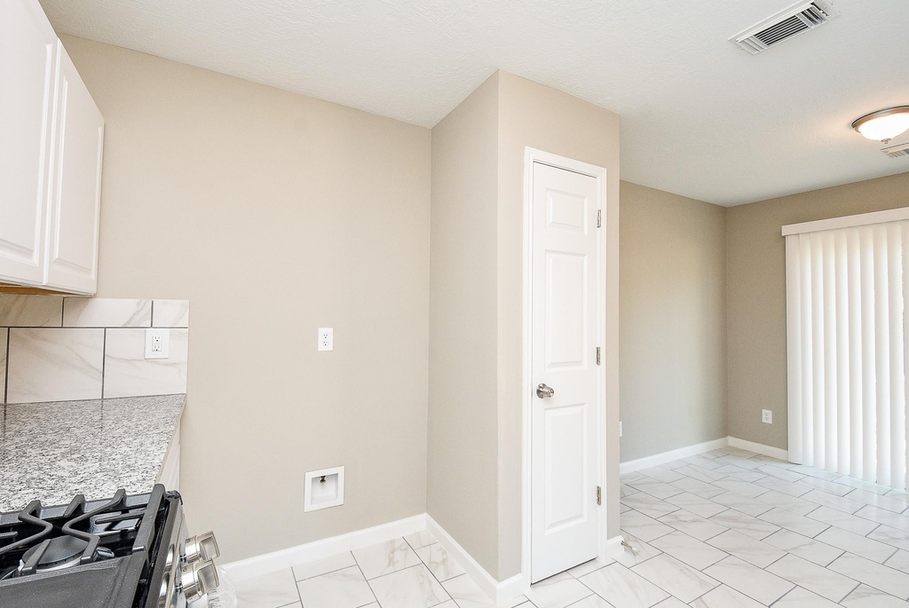 7818 Summer Place Drive - Photo 12