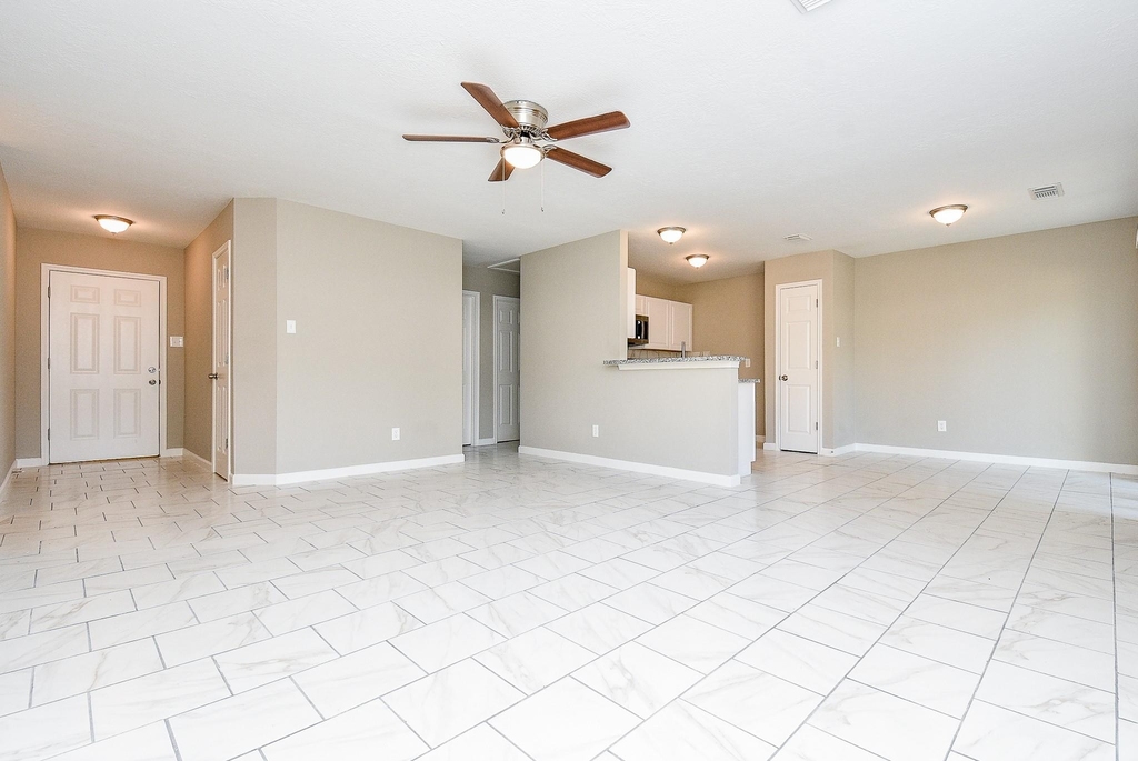 7818 Summer Place Drive - Photo 6