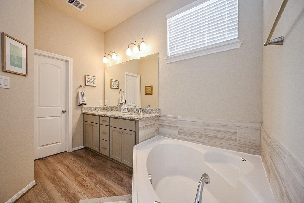 16103 Northern Cardinal Lane - Photo 15
