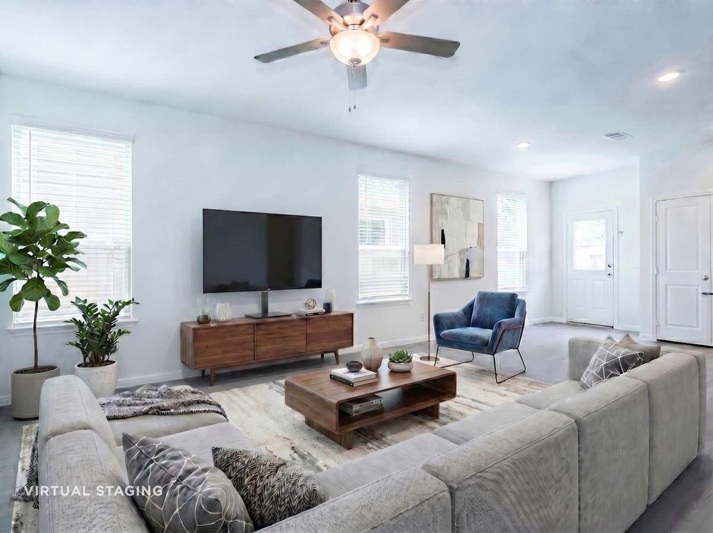 32707 Stargazer Cove Court - Photo 2