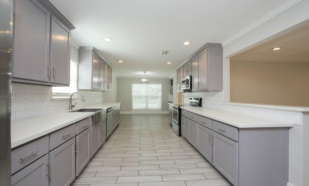 5815 Picasso Place - Photo 16