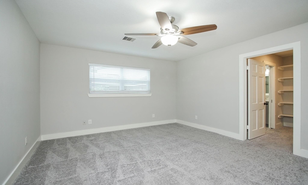 5815 Picasso Place - Photo 29