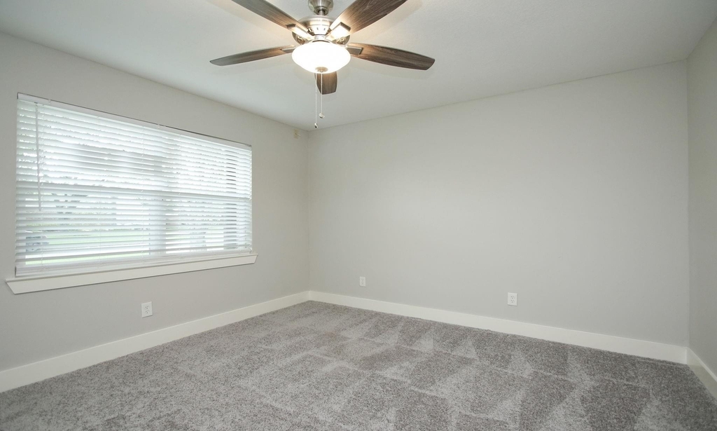 5815 Picasso Place - Photo 24