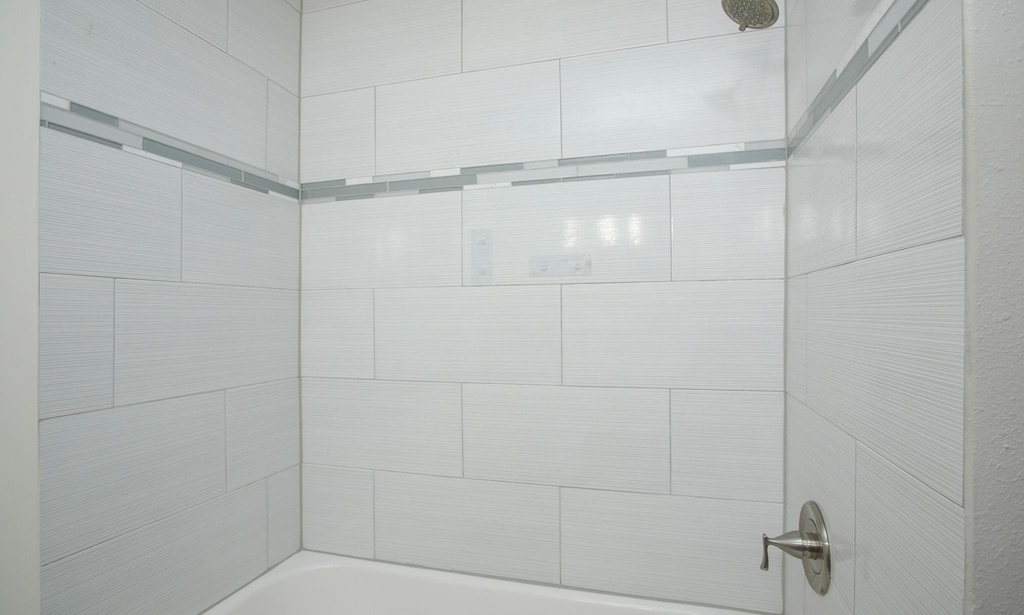 5815 Picasso Place - Photo 28