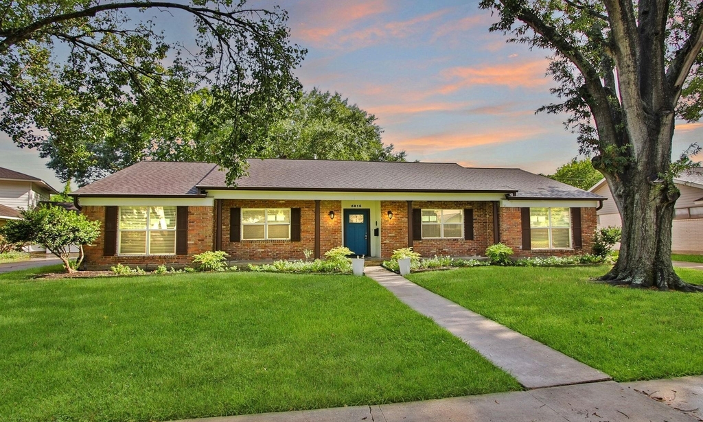 5815 Picasso Place - Photo 0