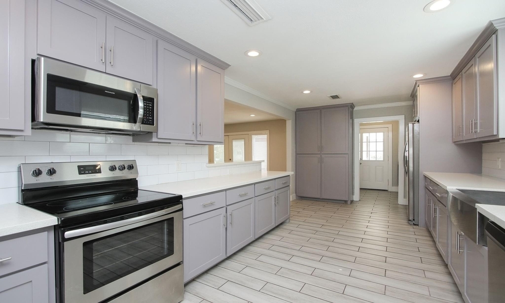 5815 Picasso Place - Photo 15