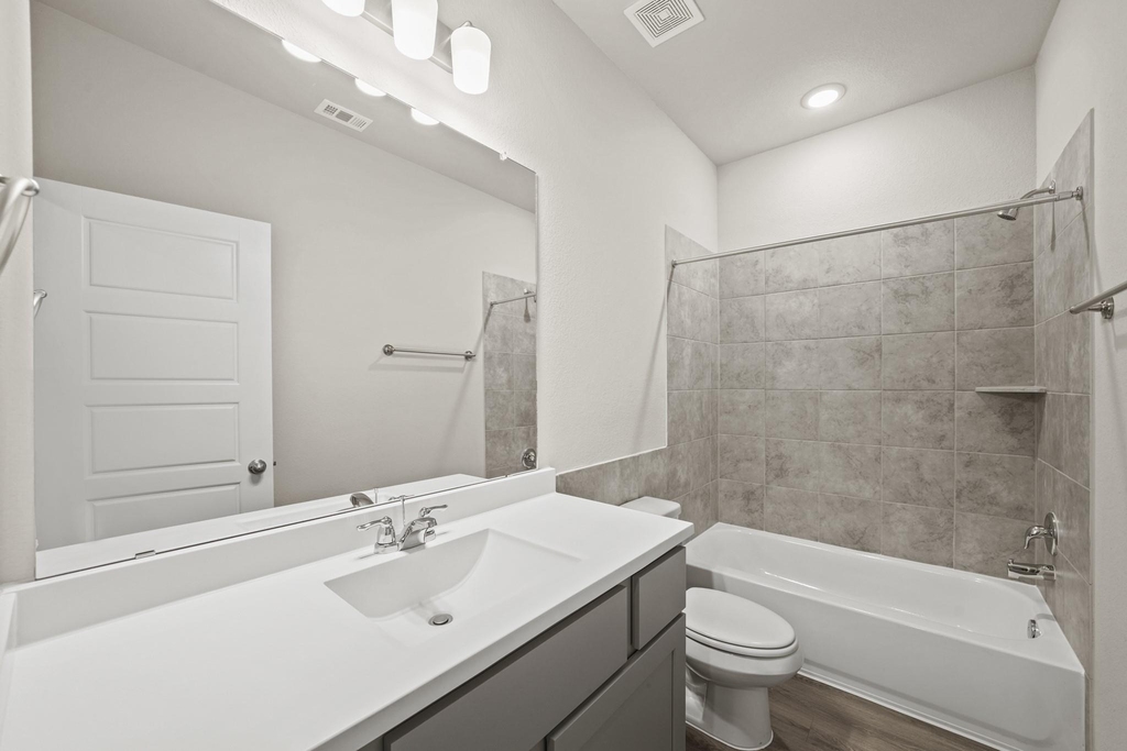15029 Almeece Street - Photo 8
