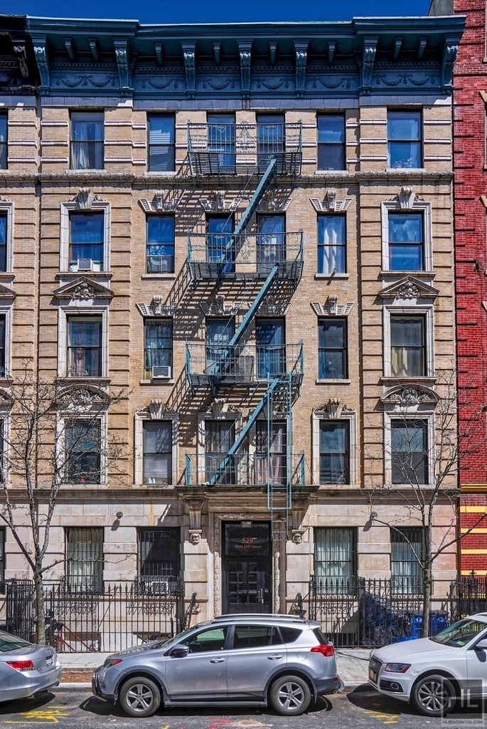West 151st Street - Photo 4