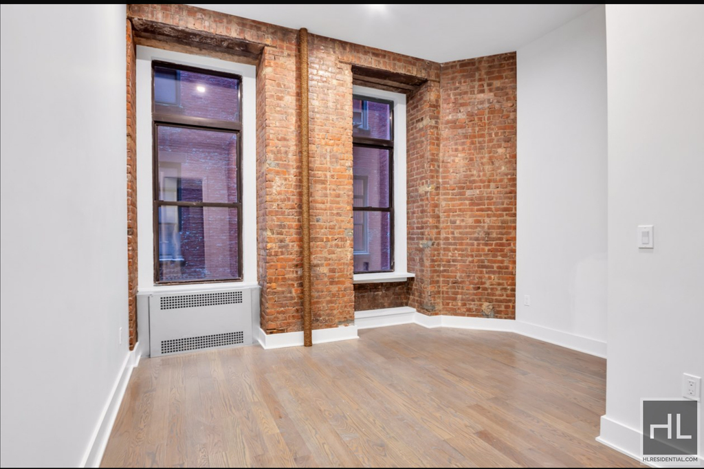 Madison Avenue - Photo 2