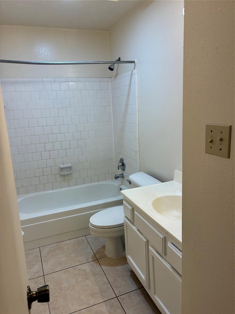 16230 Cutten Road - Photo 18