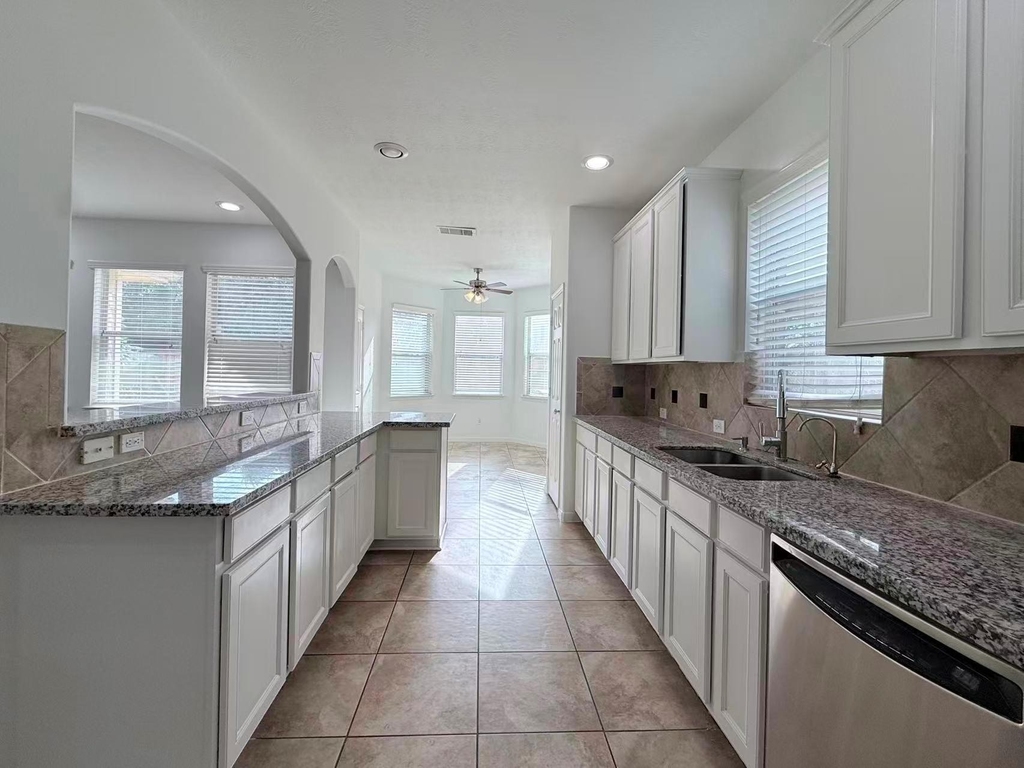 2814 Ridgeglen Lane - Photo 8