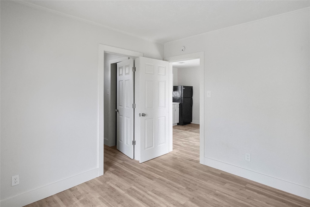 2629 W Main Street - Photo 3