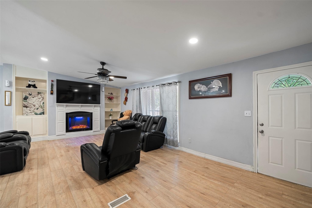 2061 Road 5100 - Photo 3