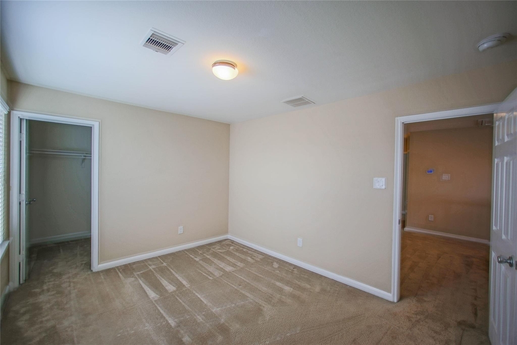 24030 Buffalo Cove Lane - Photo 19