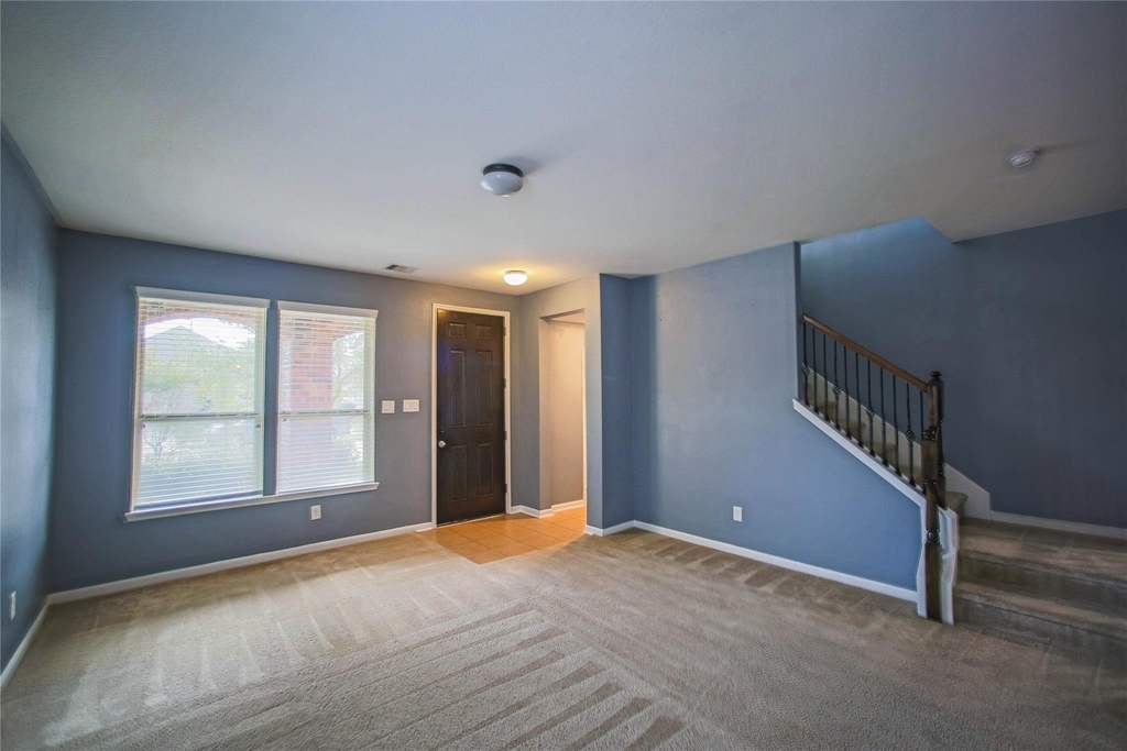 24030 Buffalo Cove Lane - Photo 6