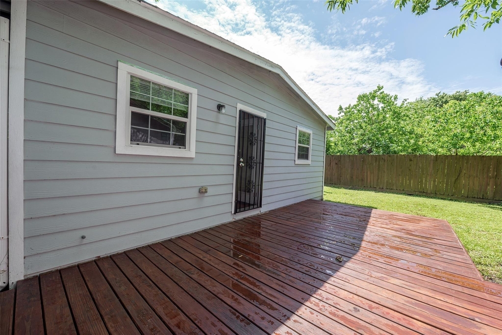 8314 Brandon Street - Photo 30