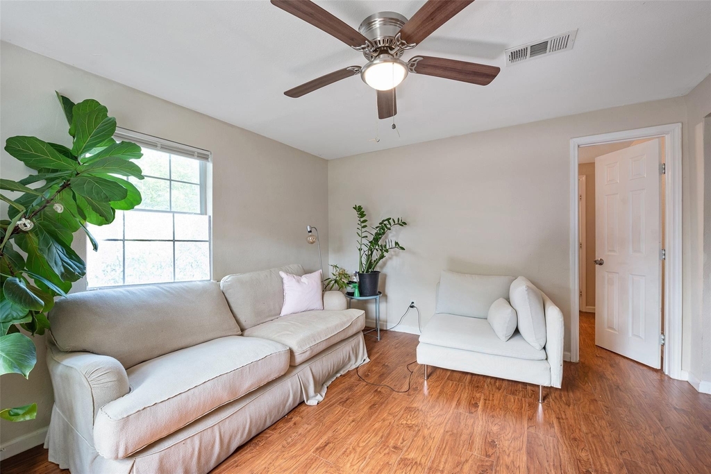 8314 Brandon Street - Photo 8
