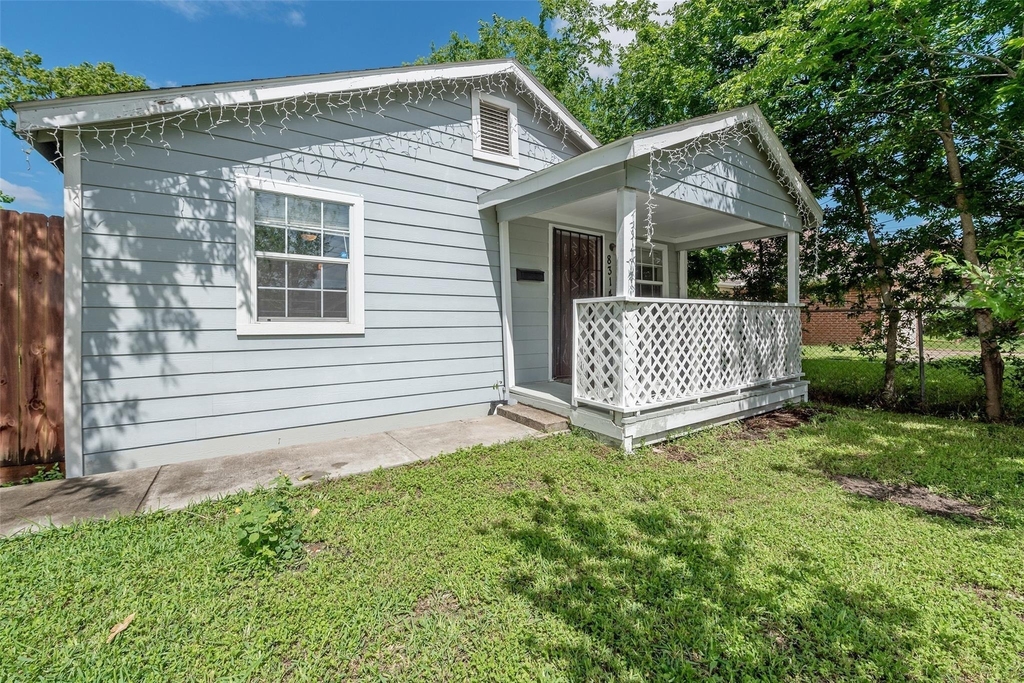 8314 Brandon Street - Photo 0